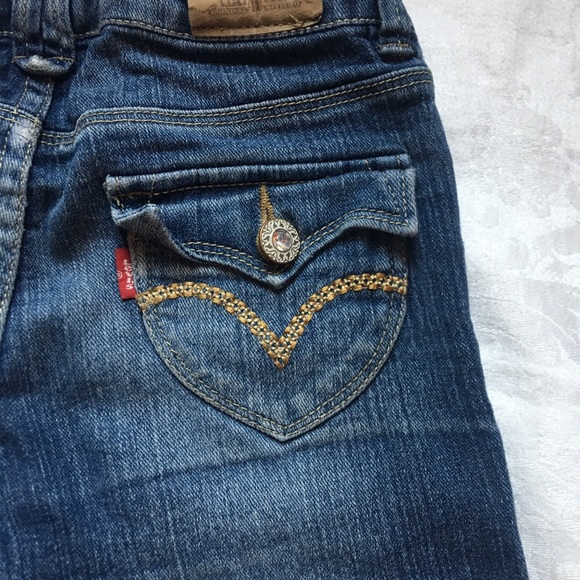 💙Girls Levi’s Bermuda Length Jean Shorts Sz 7💙 - Picture 5 of 7